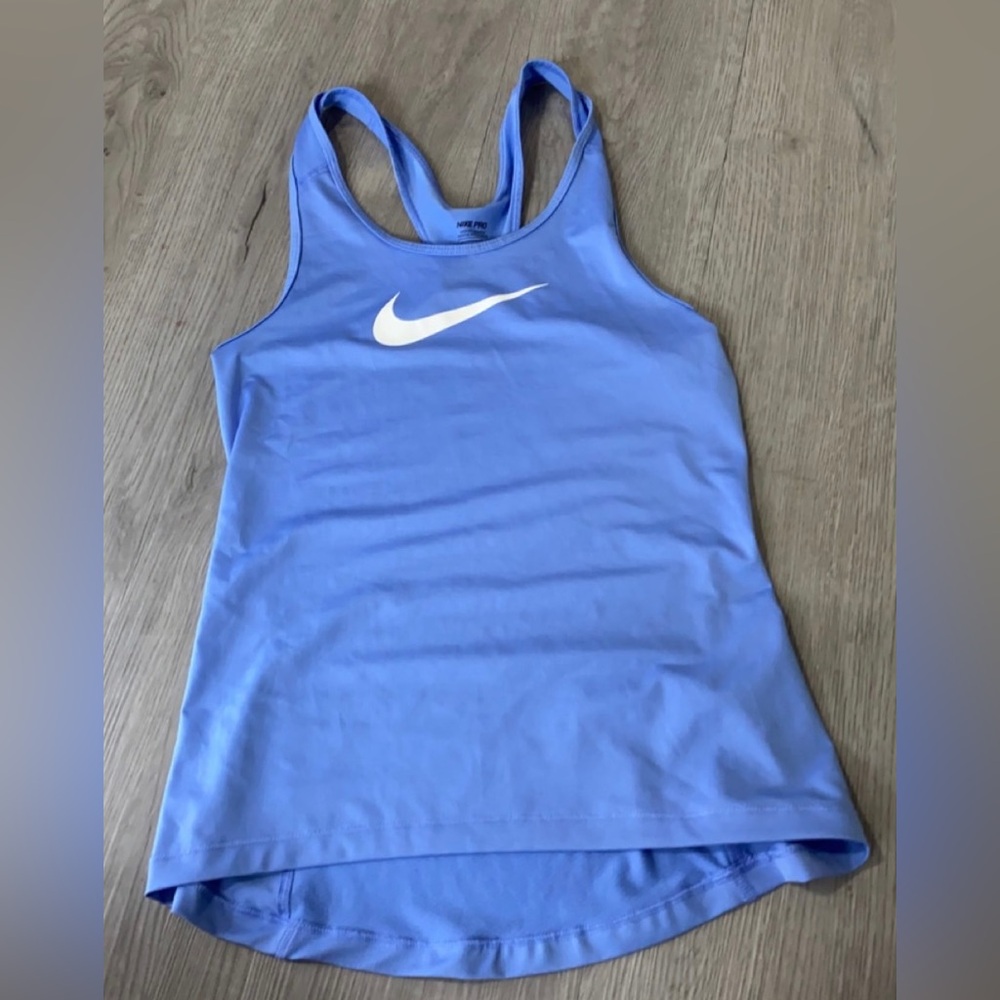 Nike pro athletic tank top, women’s size small, light blue color